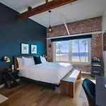 Venice V Hotel