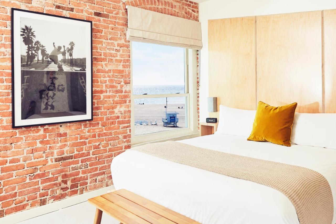 Venice V Hotel