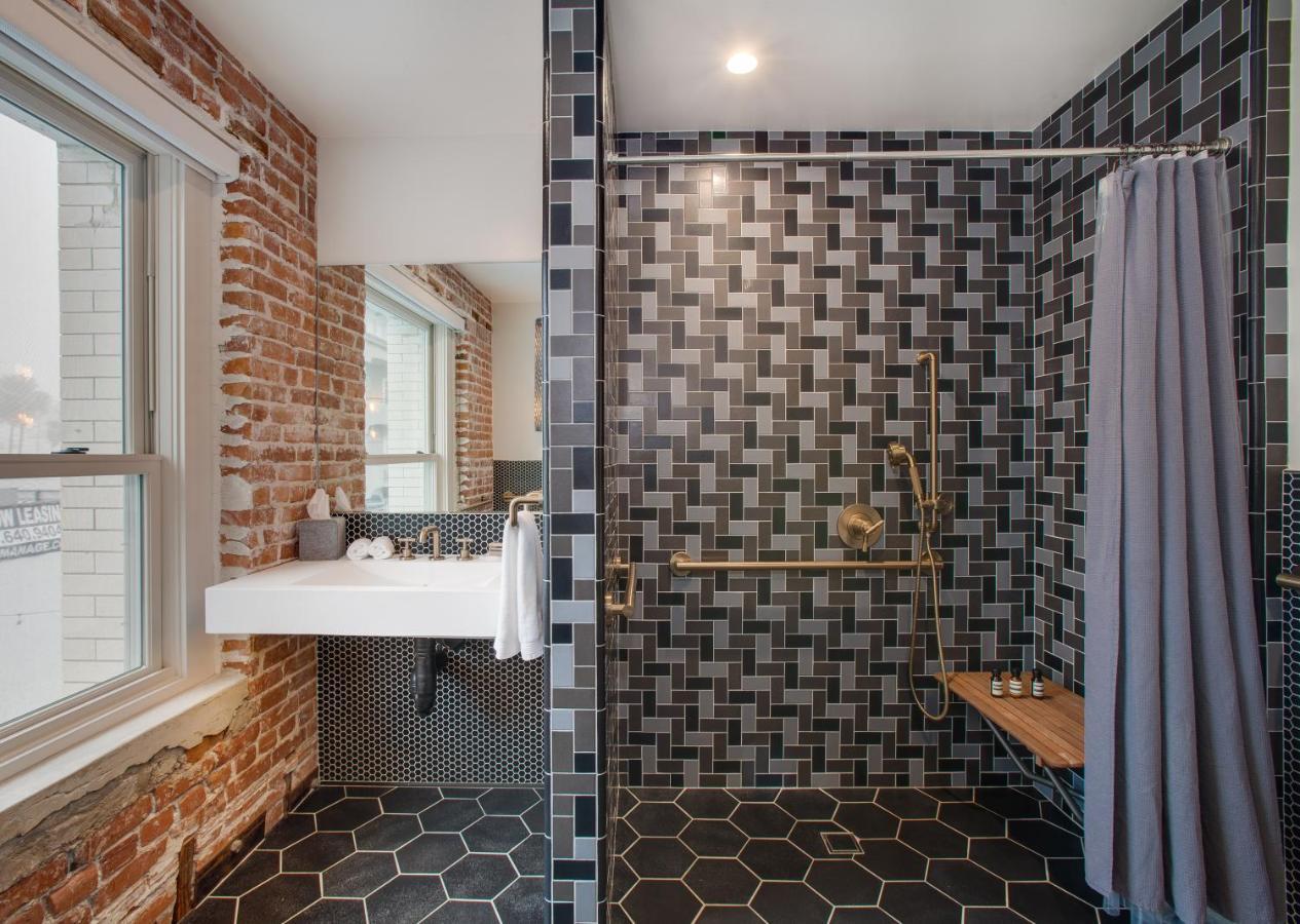 Venice V Hotel 3*