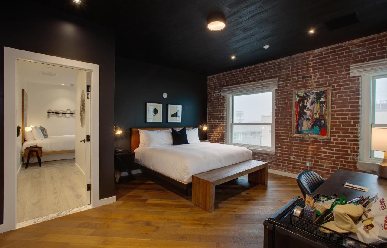 Venice V Hotel 3*
